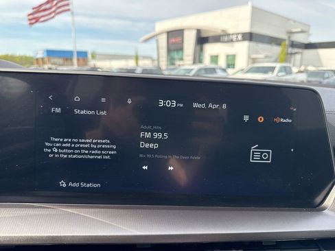 Used 2025 Kia Telluride S AWD/4WD image 22
