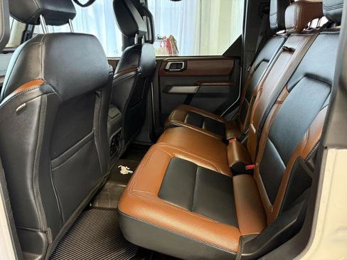 Certified 2023 Ford Bronco Outer Banks w/ Sasquatch Package image 22