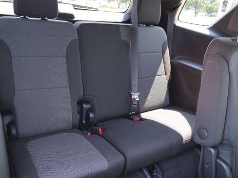 Used 2023 Chevrolet Traverse LT w/ LPO, Floor Liner Package AWD/4WD image 12