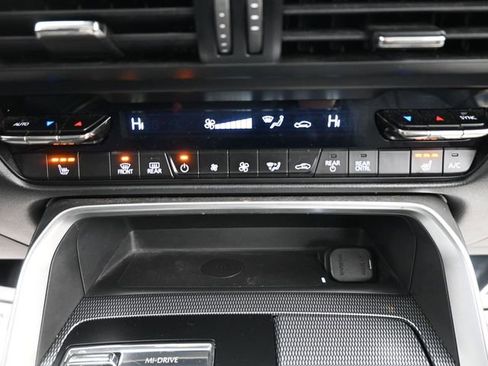 Used 2025 MAZDA CX-70 3.3 Turbo w/ Preferred Package image 18