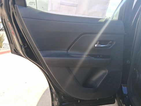 New 2026 Nissan Kicks SV image 23