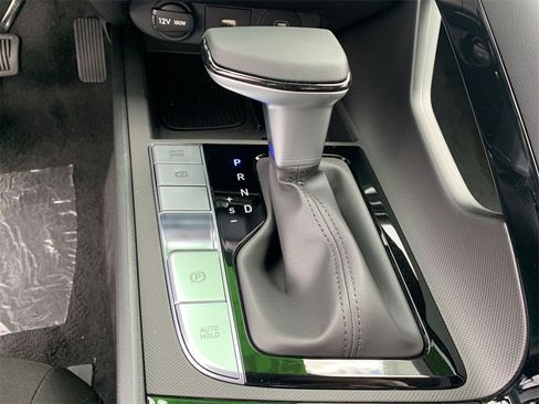 New 2025 Hyundai Elantra SEL image 21