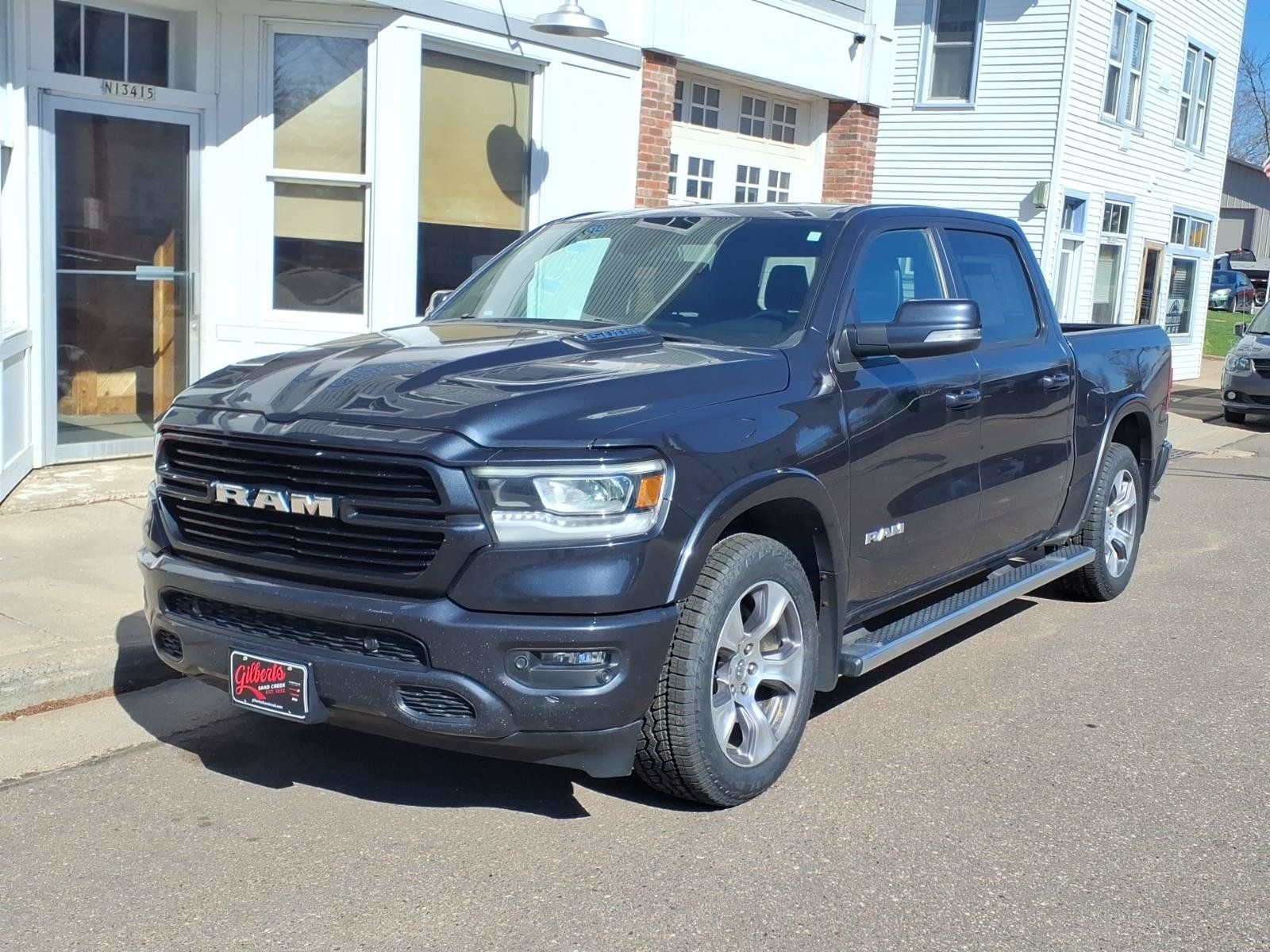 Used 2020 RAM 1500 Laramie w/ Sport Appearance Package AWD/4WD image 2