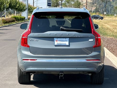 Used 2023 Volvo XC90 T8 Plus w/ Protection Package Premier AWD/4WD image 4