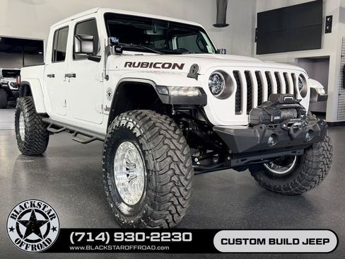 Used 2023 Jeep Gladiator Rubicon w/ Trailer Tow Package AWD/4WD image 2