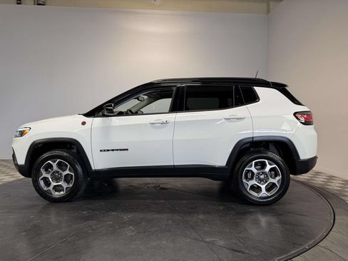 Used 2022 Jeep Compass Trailhawk w/ Trailhawk Elite Group AWD/4WD image 5