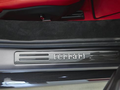 Used 2023 Ferrari 296 GTS RWD image 14
