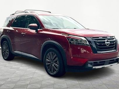Used 2023 Nissan Pathfinder SL w/ SL Premium Package
