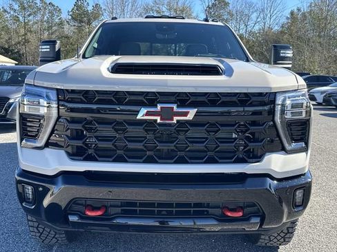New 2026 Chevrolet Silverado 2500 ZR2 w/ LPO, Dark Essentials Package image 3
