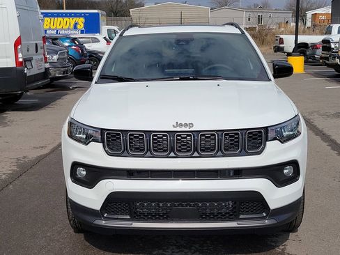New 2026 Jeep Compass Latitude w/ Sun and Sound Group AWD/4WD image 8