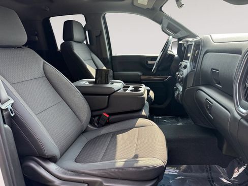 Used 2019 Chevrolet Silverado 1500 RST AWD/4WD image 15