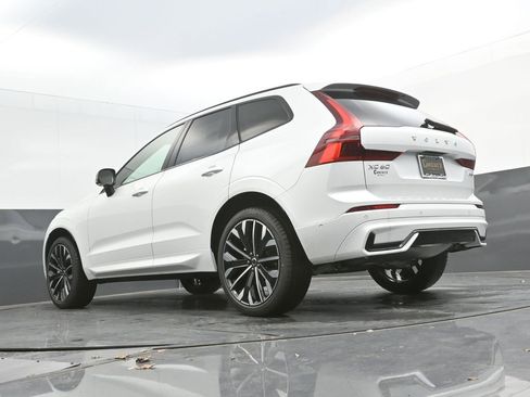 New 2026 Volvo XC60 B5 Ultra w/ Protection Package Premier AWD/4WD image 33