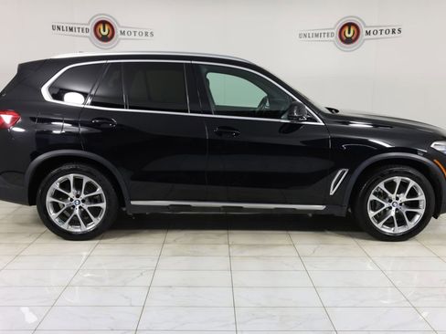 Used 2020 BMW X5 xDrive50i w/ Executive Package AWD/4WD image 2