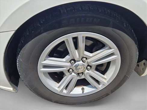 Used 2013 Ford Mustang Coupe RWD image 14