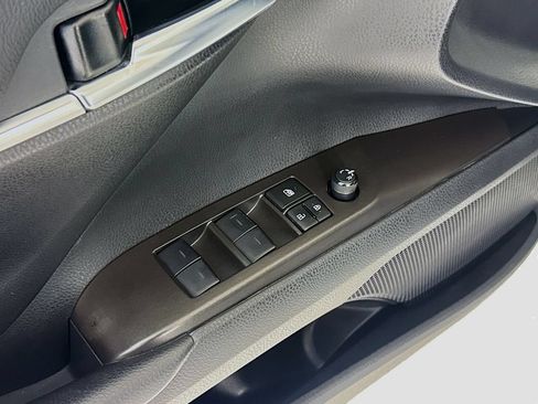Used 2024 Toyota Camry SE FWD image 20