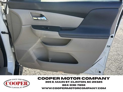 Used 2016 Honda Odyssey SE image 14