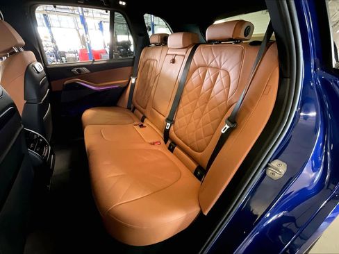 Used 2025 BMW X5 M60i image 20
