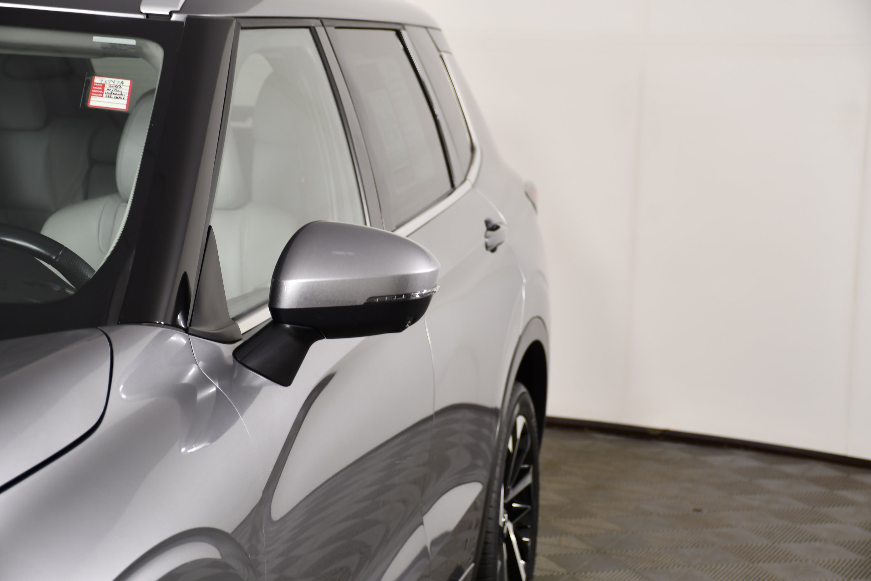 Used 2022 Mitsubishi Outlander SEL AWD/4WD image 13