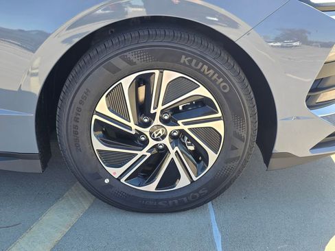 New 2026 Hyundai Sonata Blue FWD image 8