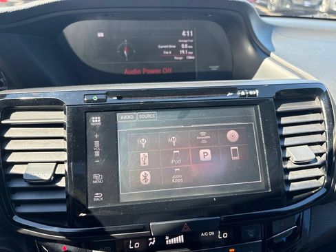 Used 2016 Honda Accord EX-L image 18