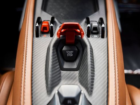 Used 2025 Lamborghini Revuelto AWD/4WD image 67
