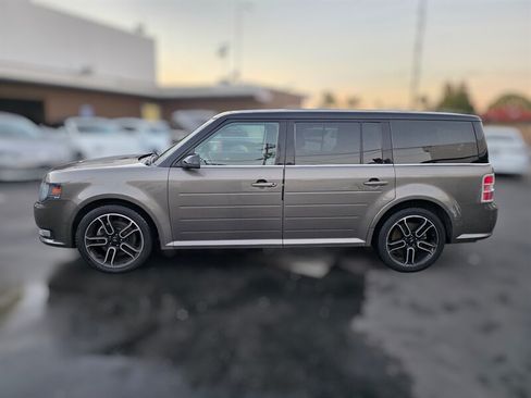 Used 2014 Ford Flex SEL w/ Equipment Group 202A FWD image 7