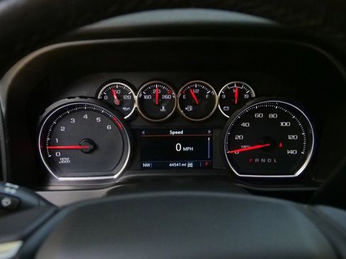 Used 2021 Chevrolet Silverado 1500 LT Trail Boss w/ Bed Protection Package image 10