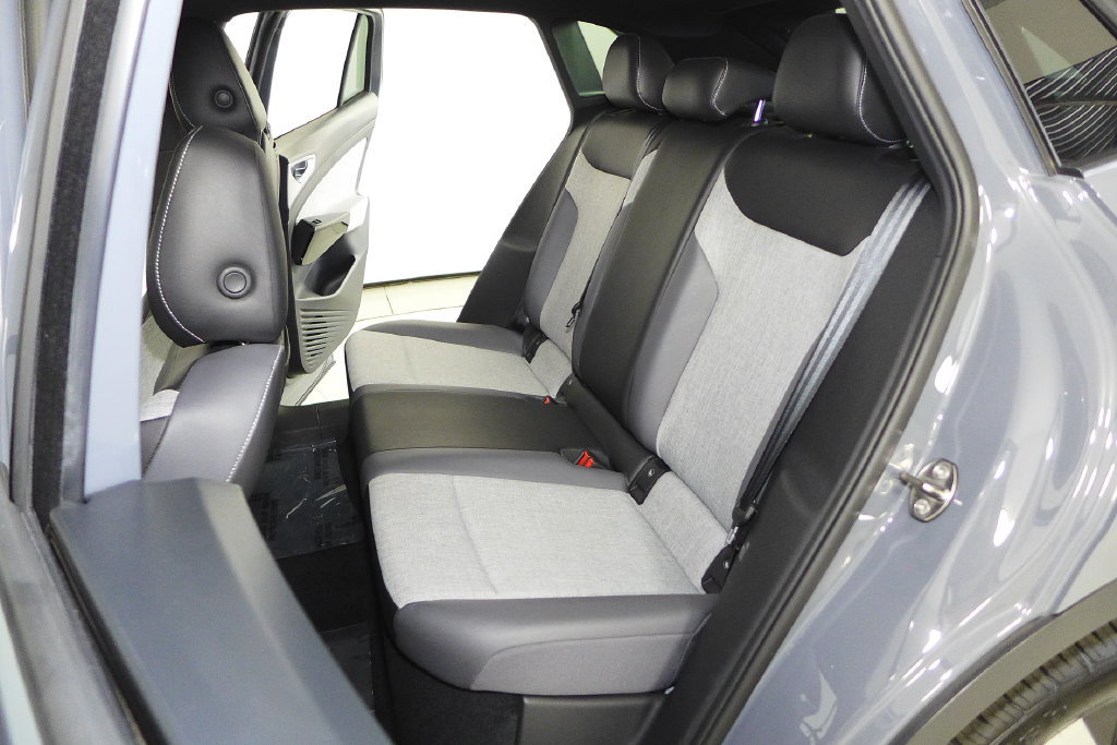 Certified 2023 Volkswagen ID.4 Pro RWD image 20