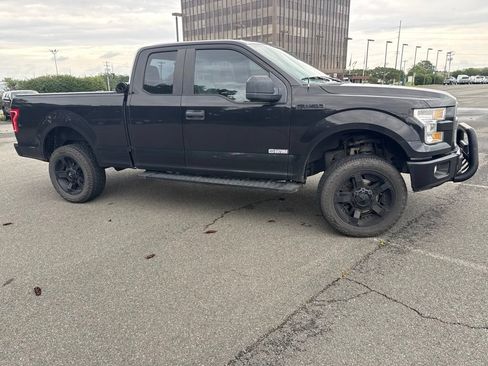 Used 2015 Ford F150 XL w/ Equipment Group 101A Mid AWD/4WD image 3
