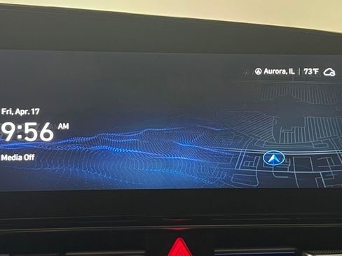 Used 2024 Hyundai Elantra SEL image 18