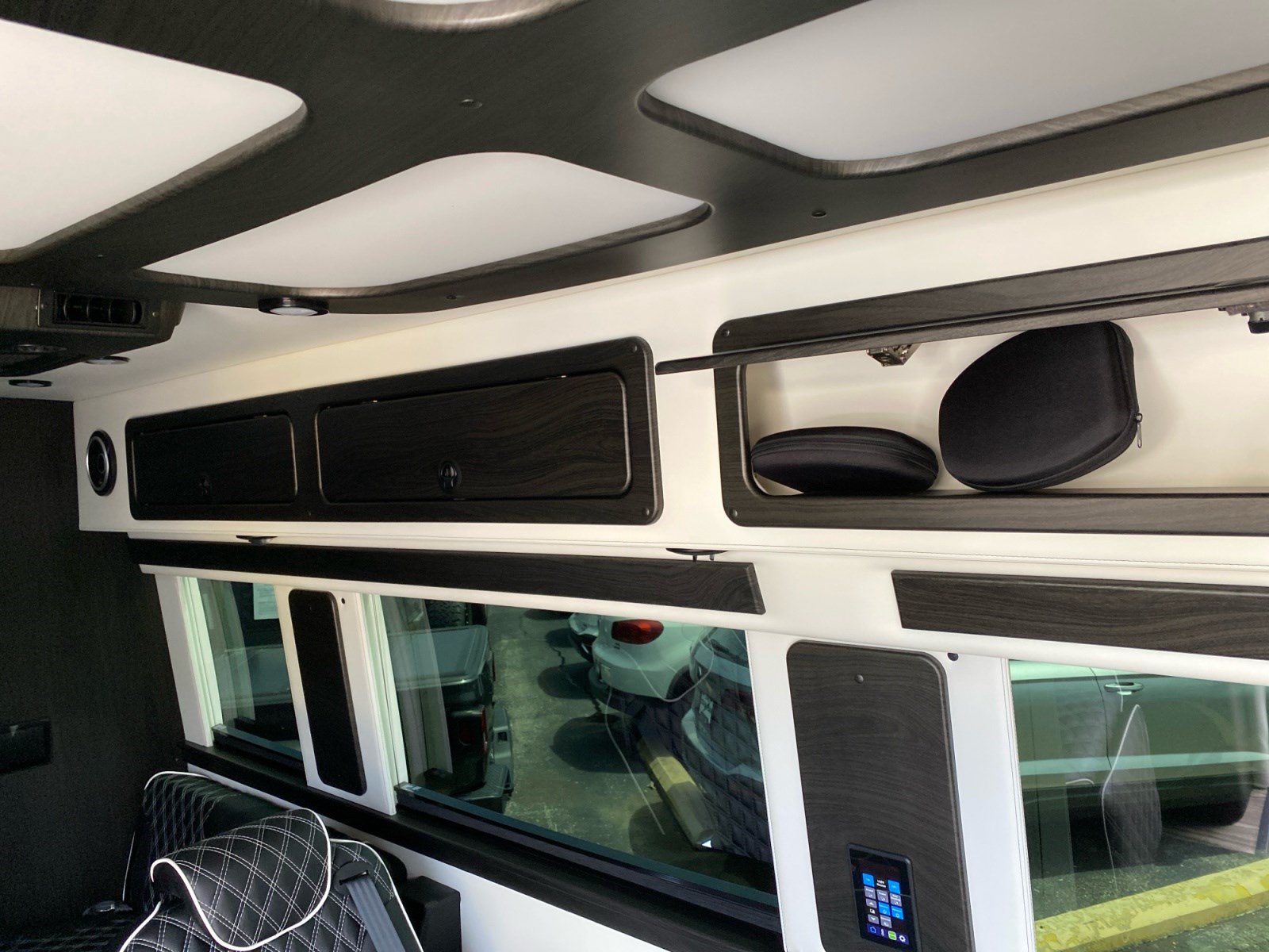Used 2022 Mercedes-Benz Sprinter 3500 image 29