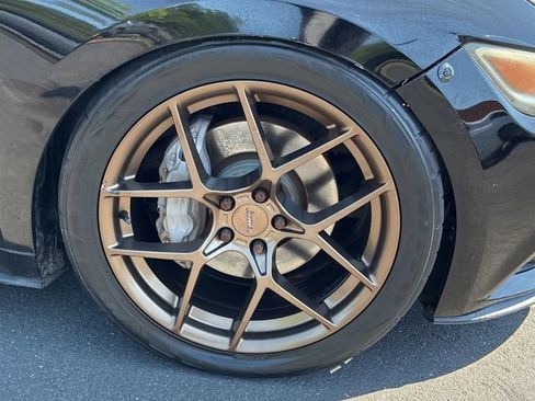 Used 2015 Ford Mustang GT Premium w/ Equipment Group 401A RWD image 10