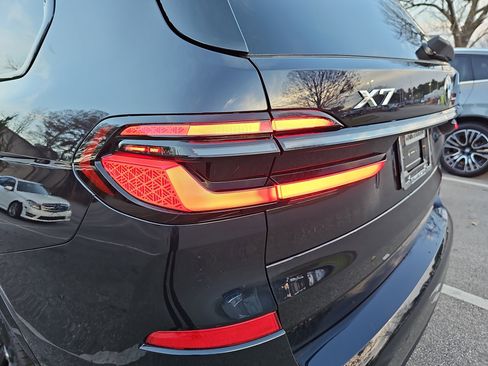 New 2026 BMW X7 xDrive40i image 37