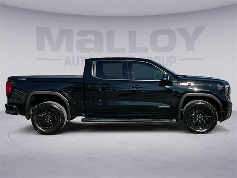 Used 2024 GMC Sierra 1500 Elevation w/ Elevation Premium Package image 8