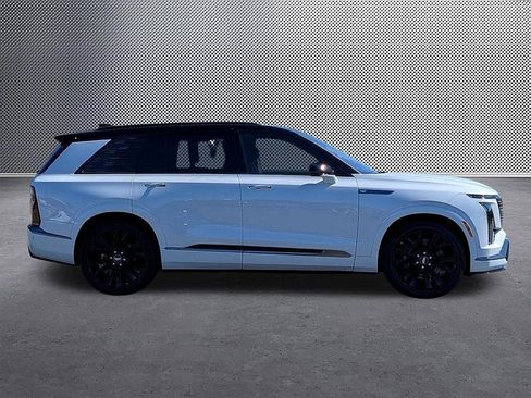 New 2026 Cadillac Vistiq Platinum image 6