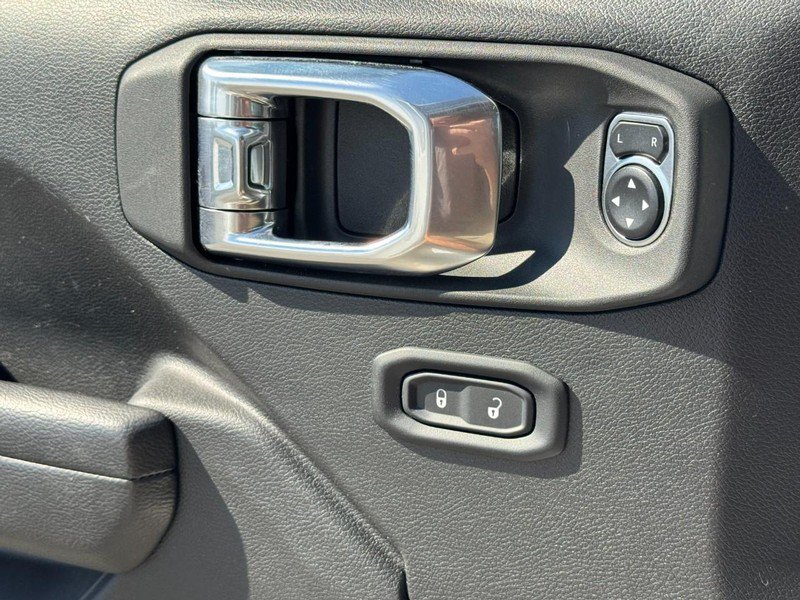 Used 2026 Jeep Gladiator Mojave AWD/4WD image 22