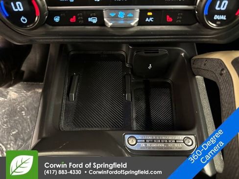 New 2025 Ford Bronco Badlands image 34