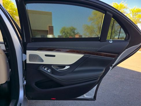 Used 2018 Mercedes-Benz S 450 Sedan image 31