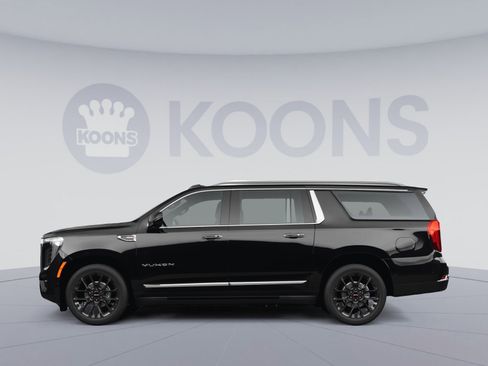 New 2026 GMC Yukon XL Elevation AWD/4WD image 2