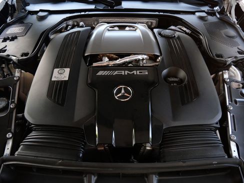 Used 2025 Mercedes-Benz AMG GT 63 S image 25