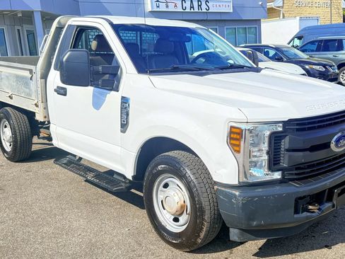 Used 2019 Ford F250 XL RWD image 3