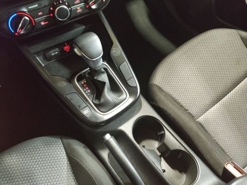 Used 2022 Kia Soul LX w/ Technology Package image 26