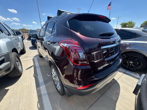 Used 2018 Buick Encore Premium w/ Experience Buick Package FWD image 3