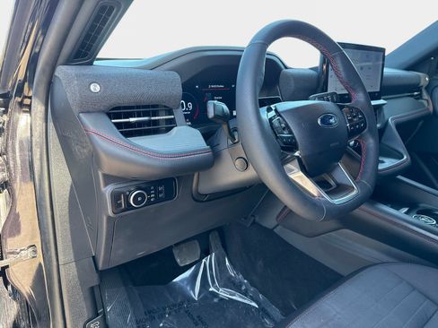 Used 2025 Ford Explorer ST-Line w/ Premium Package image 23