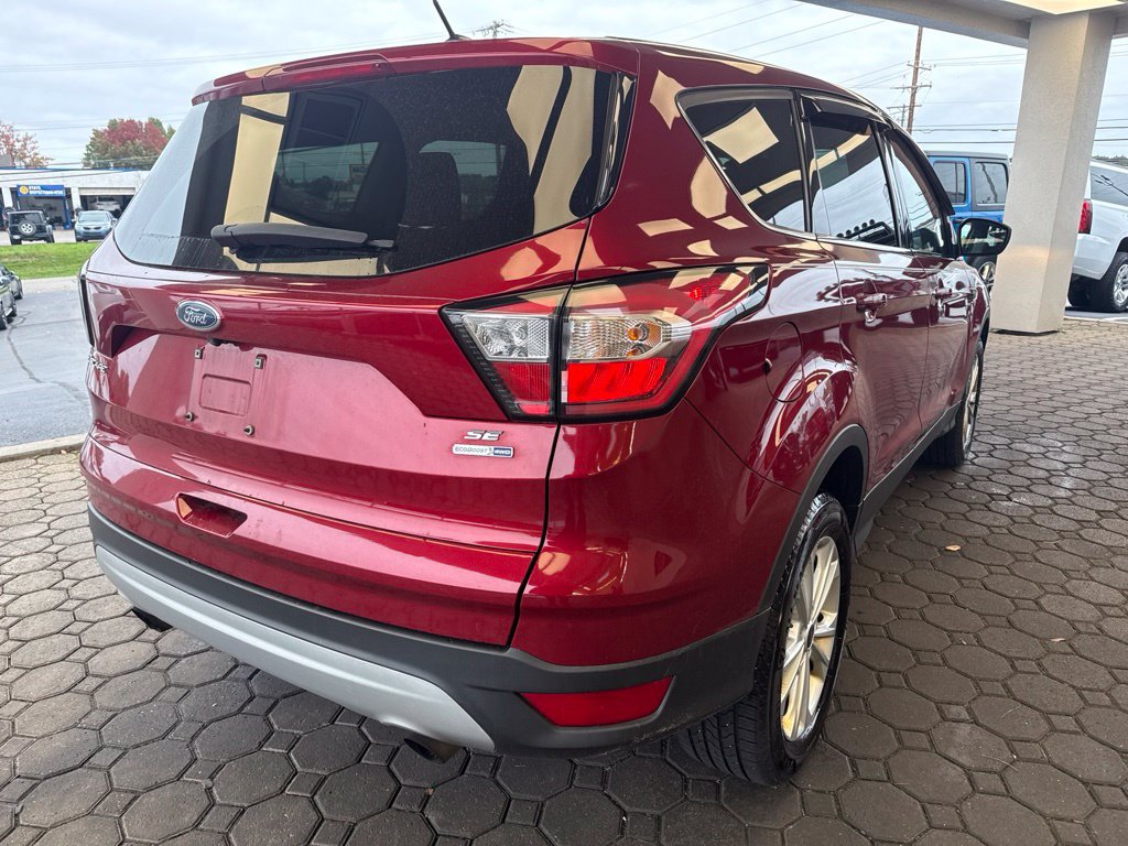 Used 2017 Ford Escape SE AWD/4WD image 6
