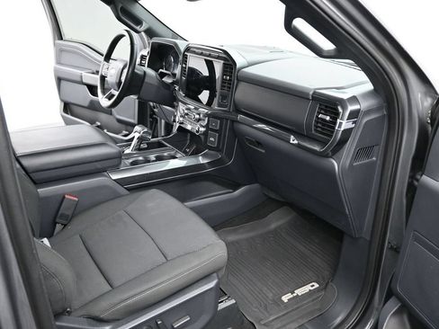Used 2022 Ford F150 XLT w/ Equipment Group 302A High AWD/4WD image 7