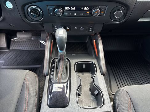 Used 2022 Nissan Frontier PRO-4X AWD/4WD image 20