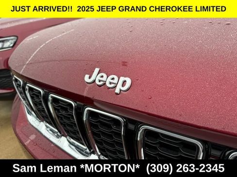 New 2025 Jeep Grand Cherokee Limited image 2