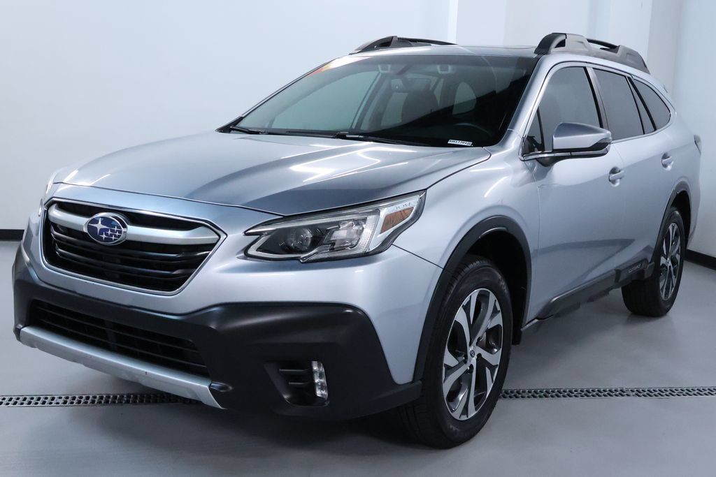 Used 2020 Subaru Outback Limited AWD/4WD image 3