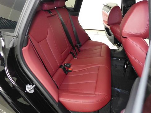 Used 2023 BMW i4 eDrive35 RWD image 20